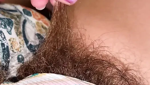Süper kalın ve uzun artı kıllı çalı yakın çekim