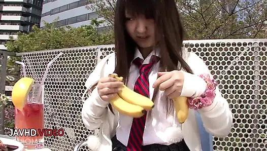 Ryo asakas ateşli jav Asyalı genç kız büyüleyici duş fantezilerinde şımartılıyor