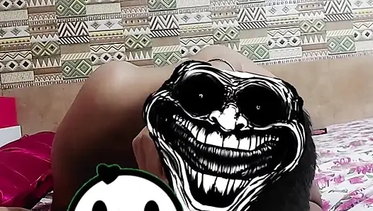 Üvey kız az önce ayrıldı ve destek istedi, ben de onu otele götürdüm