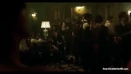 Christina Ricci en Z el Comienzo de Todo T01E04