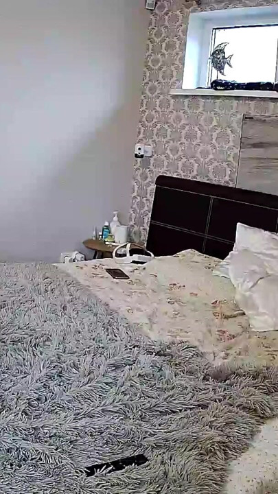 Yatak odası 4: kamila ve danildo ateşli ve şehvetli ön sevişme amcığı ovuyor ve meme işi | Klip 1