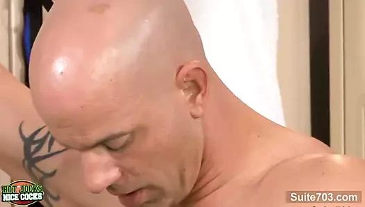 heyecanlı sporcular soyunma odasında lanet