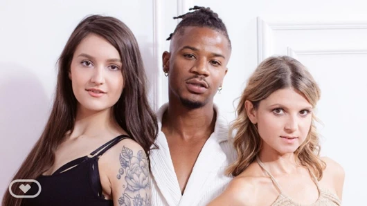 Çift takası akşam yemeği boşalmalarla bitiyor - sanal gerçek porno