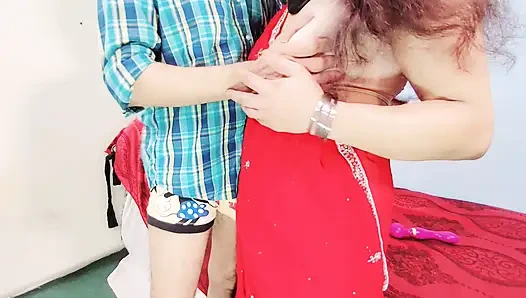 Büyüleyici Yenge Devar'ın Yarağını Domaltarak Karşılıyor