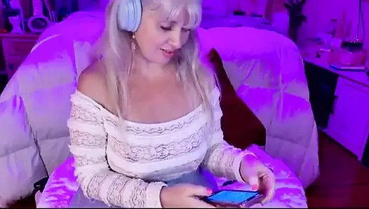 Rosie'nin notty ateşli boşalması canlı chillax kamera şovu