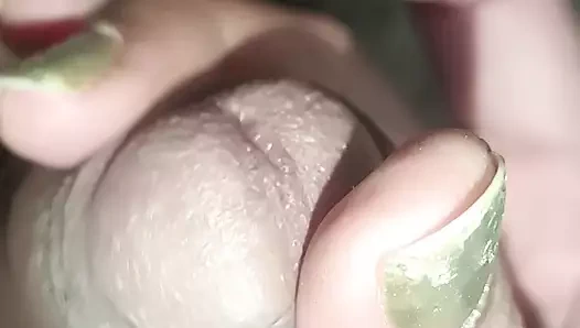 Uzun horoz sallama su handjob seks