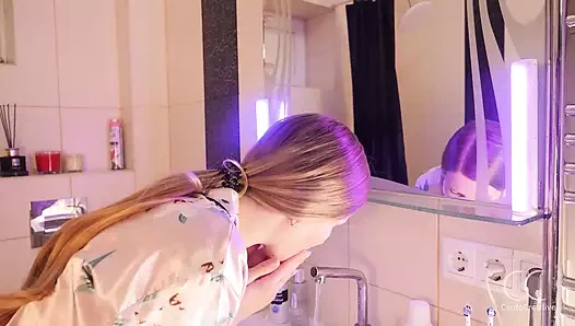 Duşta sabun mastürbasyonu