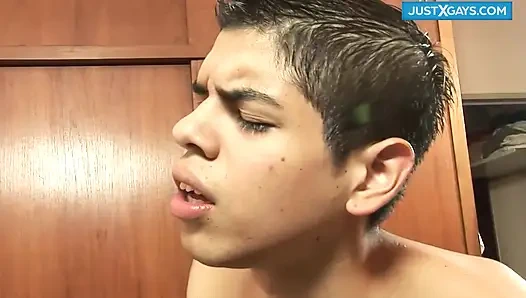 Ağıza püskürtülür