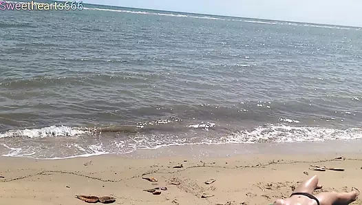 Slut from the beach with a perfect pussy ends up in my hotel room with a creampie POV