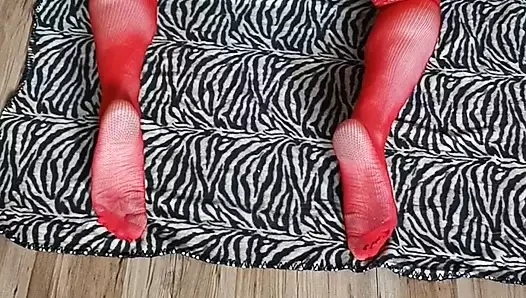 Niki bazı oyuncaklarla anal eğlence günü