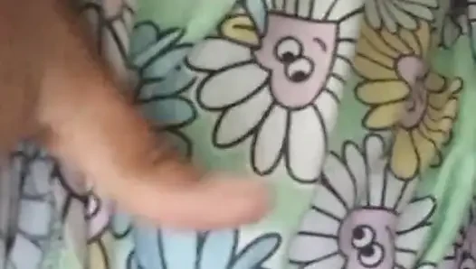 18+ üniversiteli kız büyük göğüsleri ve ıslak Sri Lankalı yerel ile ilk kez musterbate oluyor