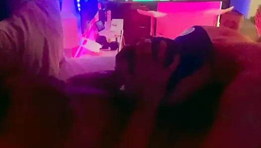 Üvey baba facefucks onun oğlan sert