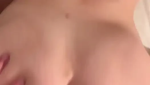 Angelica Komşusu Tarafından Sikiliyor