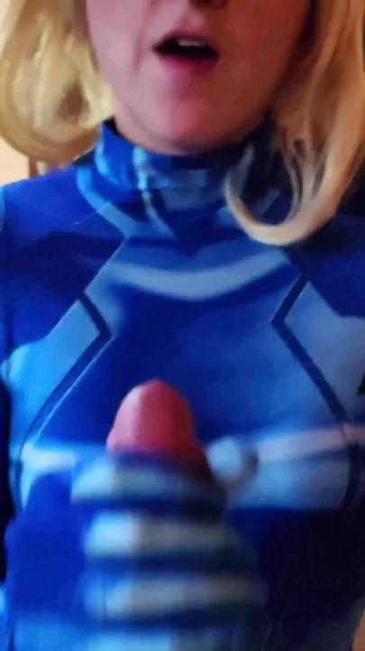 Samus sana gerçek bir sakso çekiyor