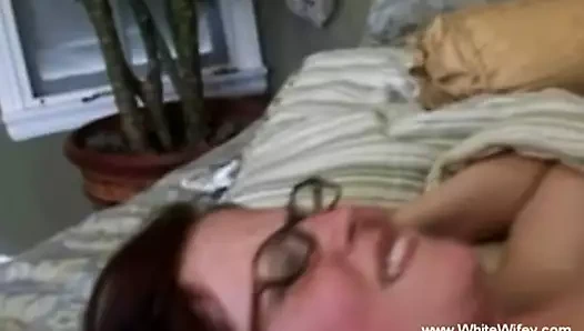 Dinlenirken bbc erkek arkadaşını baştan çıkarıyor