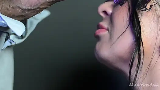 Gırtlağına Kadar Kalın Yarak - Yüzünün Ve Göğüslerinin Her Yerine Büyük Boşalma