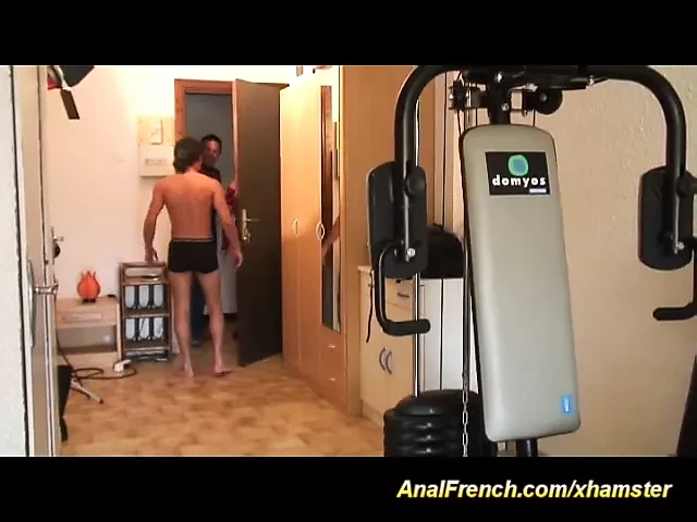 Fransız gençler ilk anal çift nüfuz
