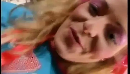 Ateşli hatunlarla birden fazla sahne