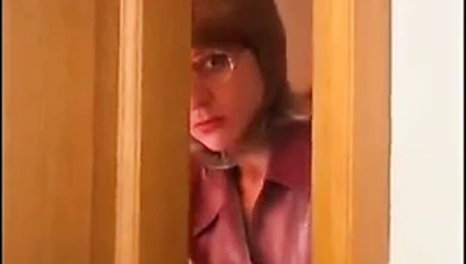 anne yakalar adım oğlu mastürbasyon içinde banyo