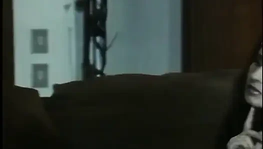 Genç kızlar sert yarakları seviyor