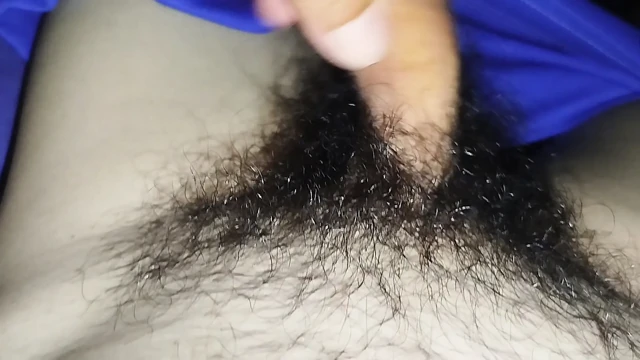 Küçük sik boşalıyor