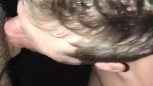 Yüzüme yabancı boşalan - berlin'de oral seks