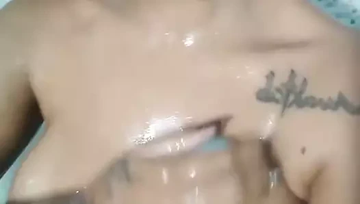 Linda gostosa e pelada