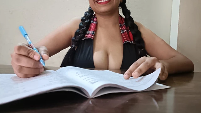 Kız ücret ödeyemediğinde üniversiteli kız öğretmen tarafından sikiliyor, büyük göte boşalma Hintçe video