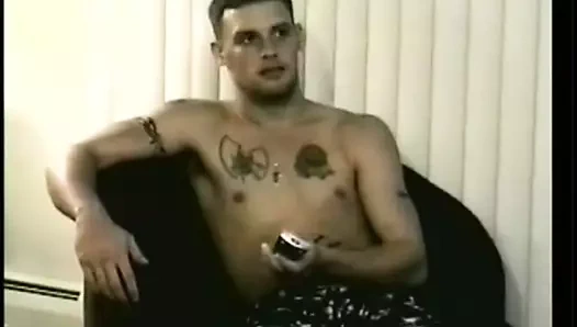 Düz oğlan buzz gets becerdin