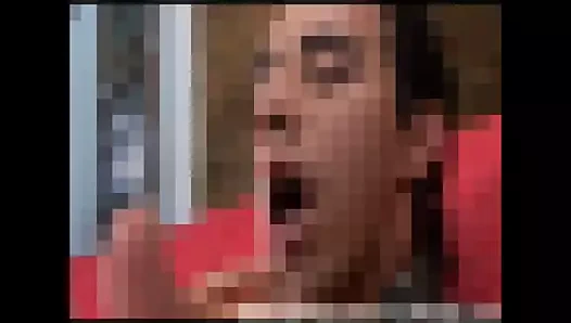 Kadın kıyafetleriyle süslenmeyi seviyorum