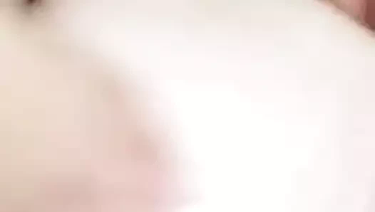 Moi enceinte a 8 mois de grossesse