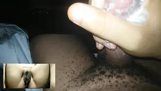 Mastürbasyon yapıyor