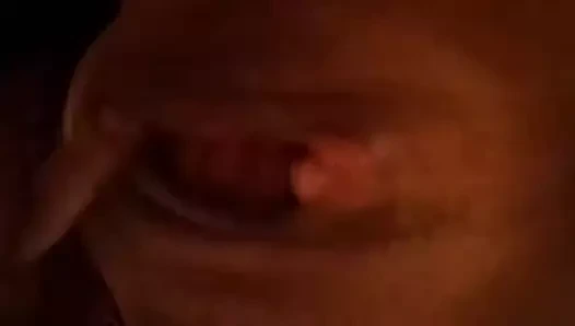 Mastürbasyon yakın çekim büyük kedi ıslak daldırma fışkırtma