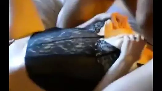 Karına tatillerde onu sevdiğini göster ona toplu seks yap