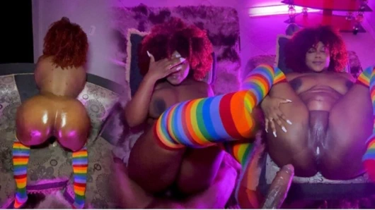 STEPSISTER went to bed without wearing panties