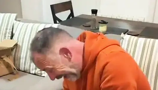 Burada daha fazla kutu açılımını istiyor