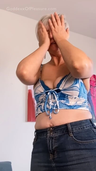 Üvey anne seni porno izlerken yakaladı