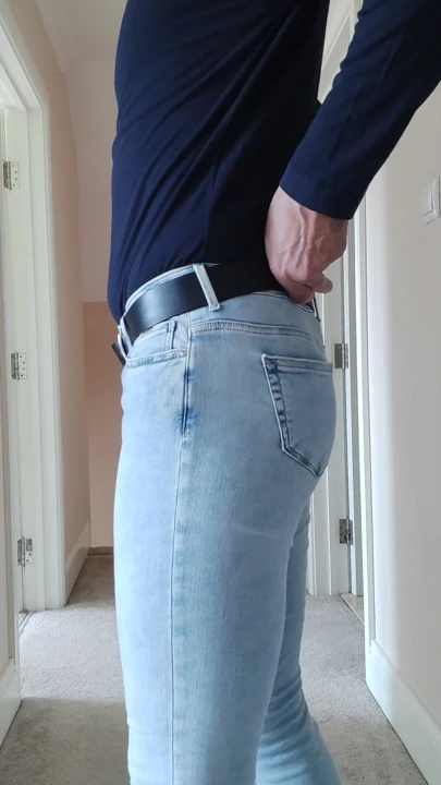 I take my skinny tight jeans for date | Clip 1