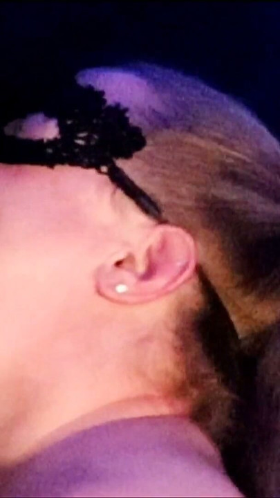 Sikine kraliyet muamelesi yapıyor, boğazıma iki kez boşalıyor | Klip 1