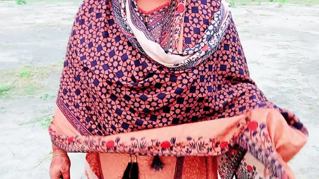 Hoktoml9_Bangladesi village sister-in-law brought me a bag and got on top of me and fucked me.