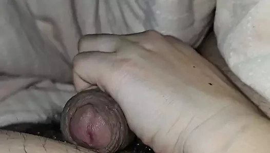 Adım lütfen düşük ereksiyonumda bana yardım et ve yarağıma elle muamele