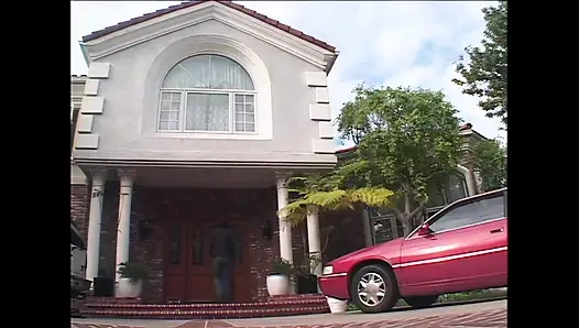 Hillary Scott: Merdivenlerde beni sertçe sik, zaman kaybetmeden