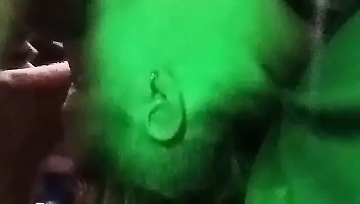 Tombul gotik pawg agresif gırtlağına kadar sikişiyor, diğer adıyla p'm liike dölü koklayacağız ve...