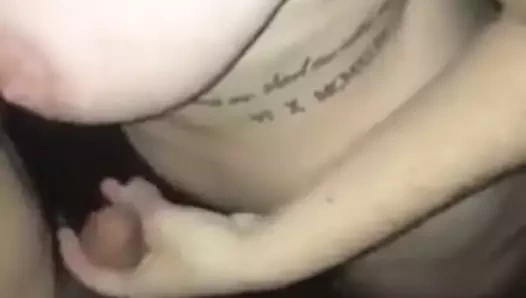 Milf okuldan oğulları arkadaş için susadı