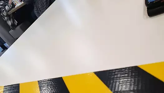 Arnavut kız Hint çift ile süpermarkette seks var