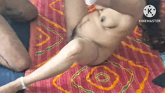 Domaltarak sikişiyor tam çıplak