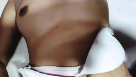 Hintli desi yenge ki chudai yeni evli evli kadın sıkı amcık sert sikişiyor
