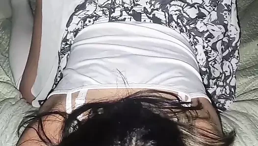 MEKSIKALı KıZ ÖĞRENCI SIKILIYOR BÜYÜK BERGA SıKı VAJINASıNA GIRIYOR EV YAPıMı GERÇEK