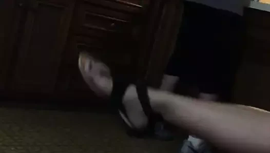 Destiny bronzlaşmış seksi ayaklar