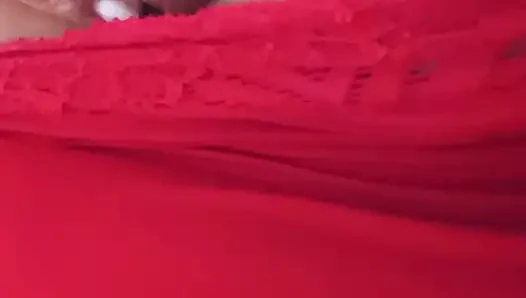 Büyük peyotların ve kıllı amcığın ateşli orta yaşlı seksi kadını